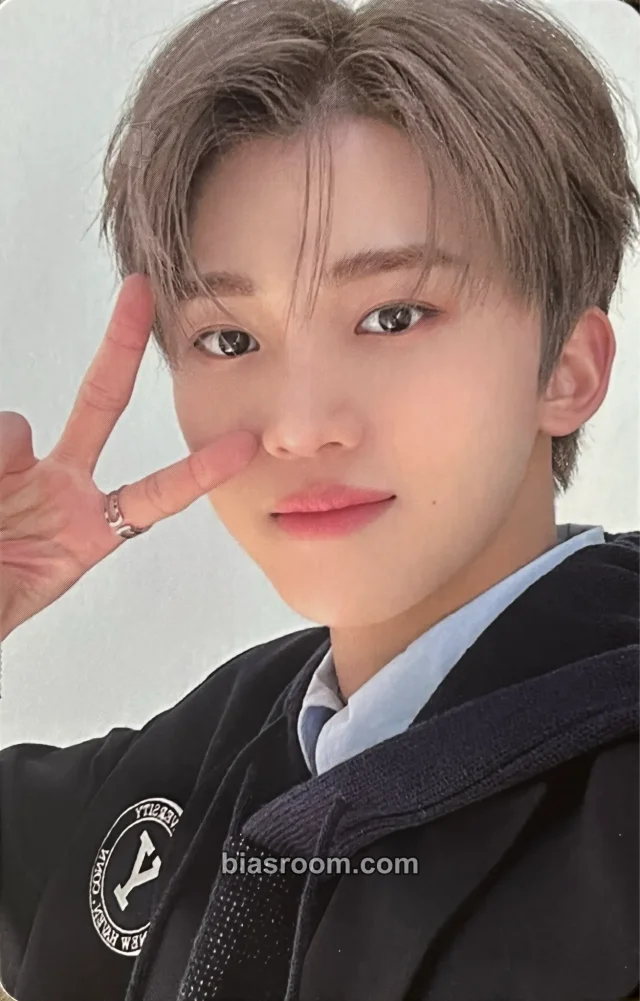 Dohyun LUN8 Continue? K-pop photocard