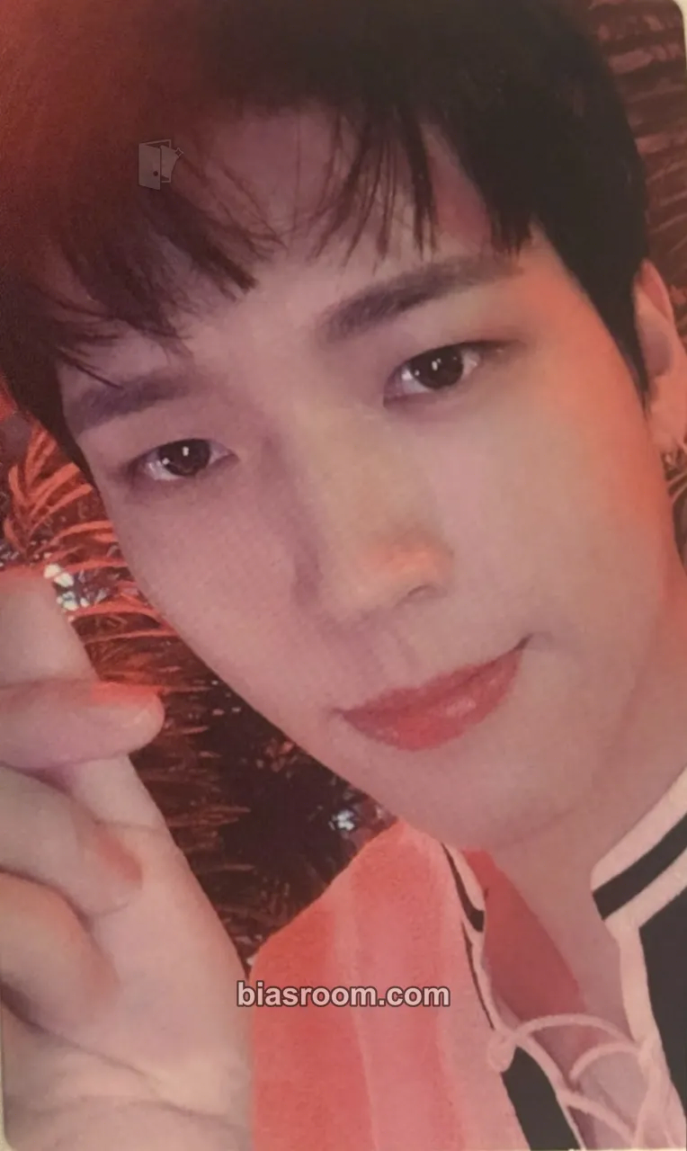 Woohyun A New Journey (Woohyun Solo) Photocard - INFINITE - INFINITE K-pop photocard