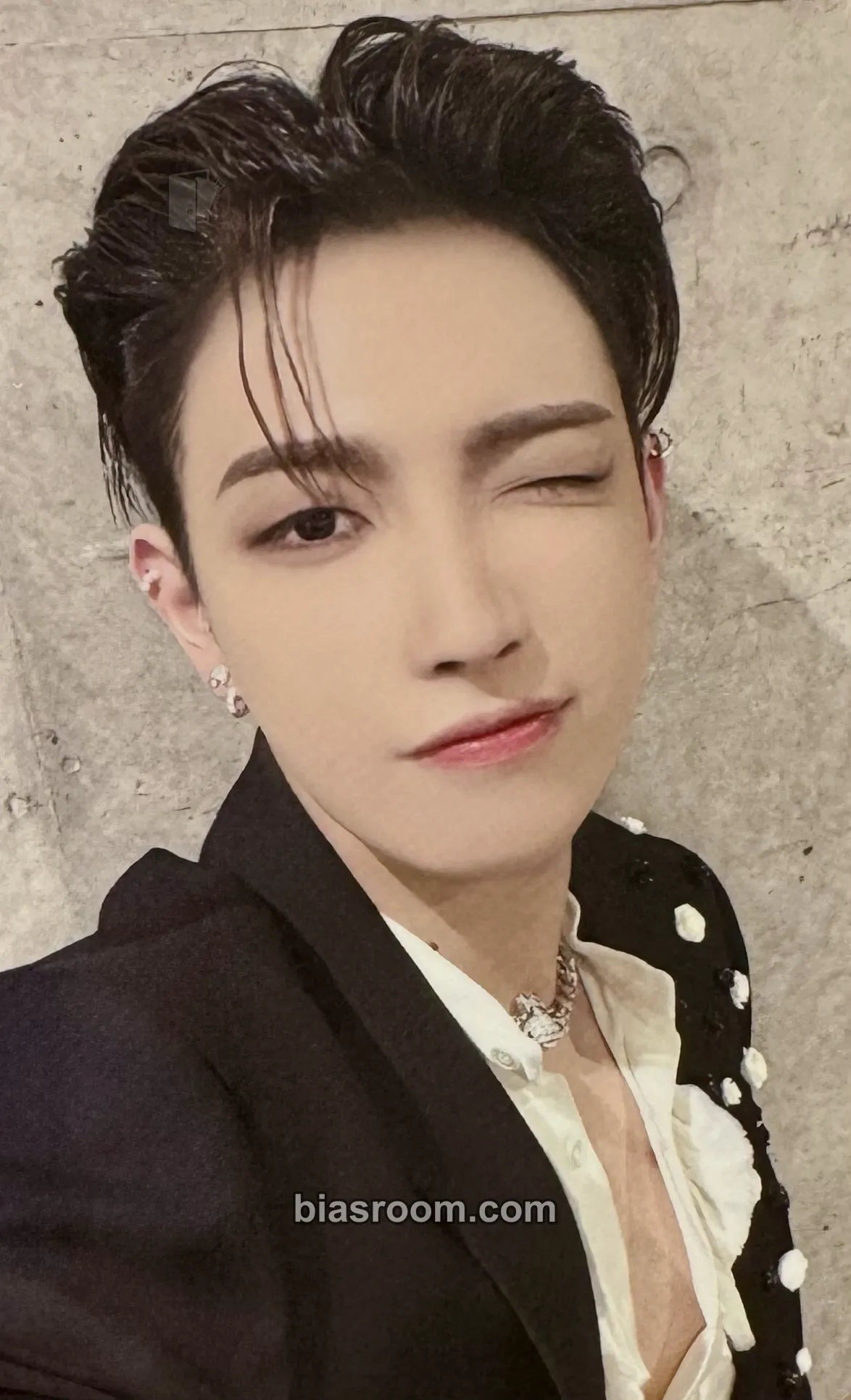 Hongjoong 2024 Fanmeeting - Atiny's Voyage: From A to Z Photocard - ATEEZ - ATEEZ K-pop photocard
