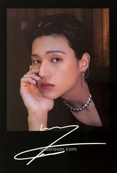Wooyoung KCON LA 2023 Photocard - ATEEZ - ATEEZ K-pop photocard