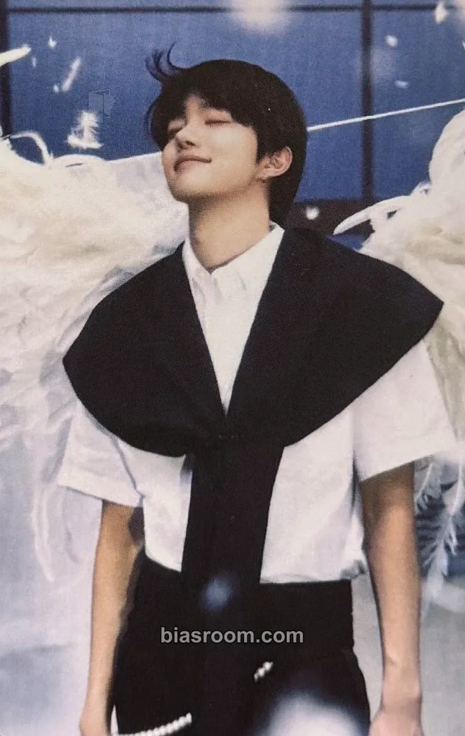 EJ Back to Life Photocard - &TEAM - &TEAM K-pop photocard