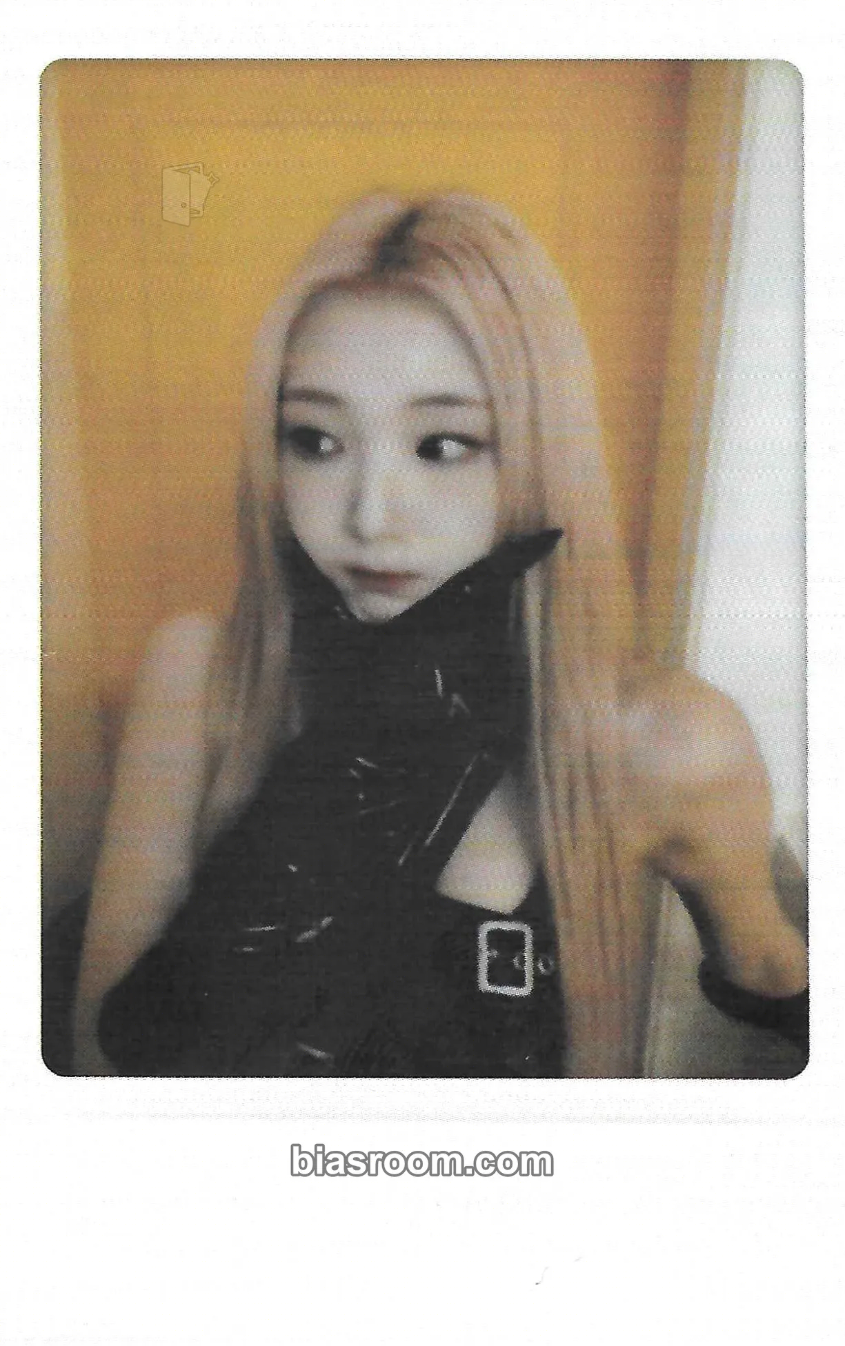 YeoJin LOOSSEMBLE 2nd USA Tour: Up_Link Station Photocard - Loossemble - Loossemble K-pop photocard