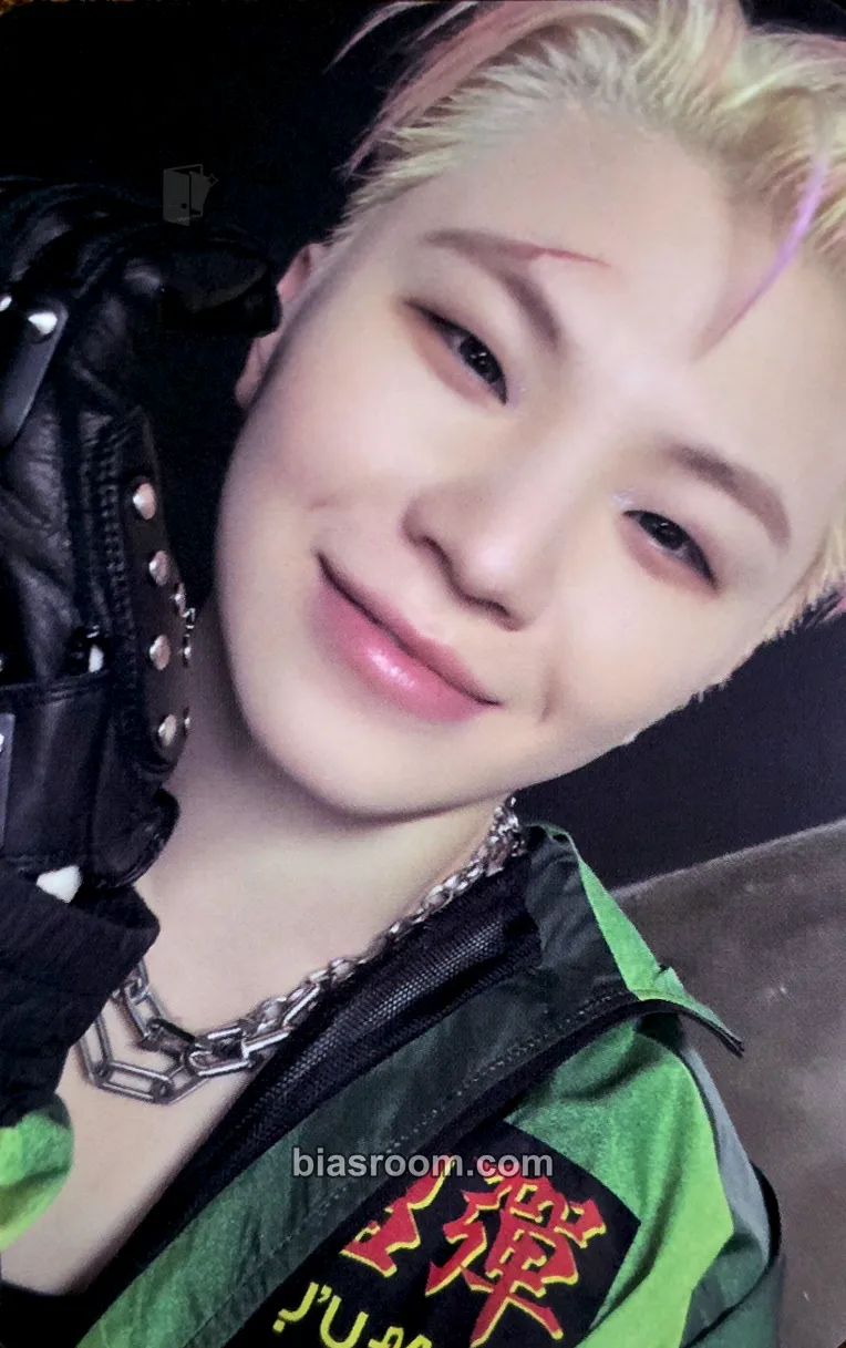 Woozi HAPPY BURSTDAY Photocard - SEVENTEEN - SEVENTEEN K-pop photocard