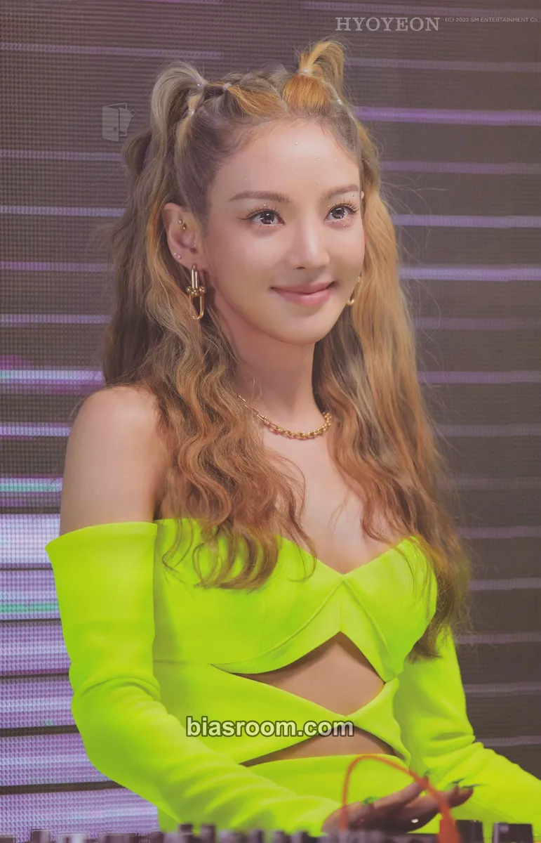 Hyoyeon Special Event: Long Lasting Love Photocard - Girls' Generation - Girls' Generation K-pop photocard