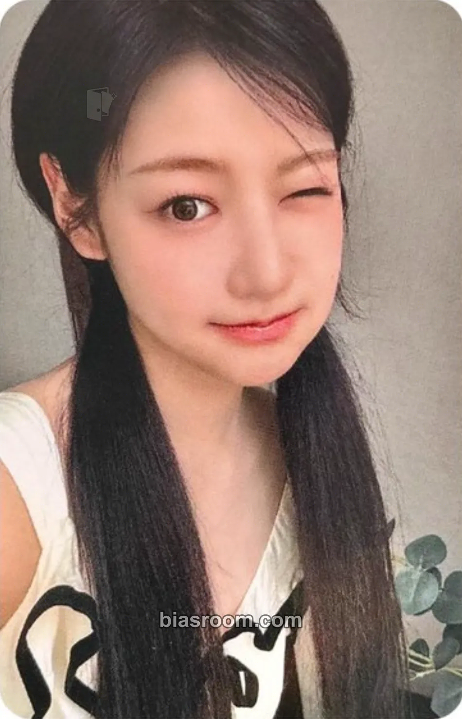 Yewon Love Tune Photocard - FIFTY FIFTY - FIFTY FIFTY K-pop photocard