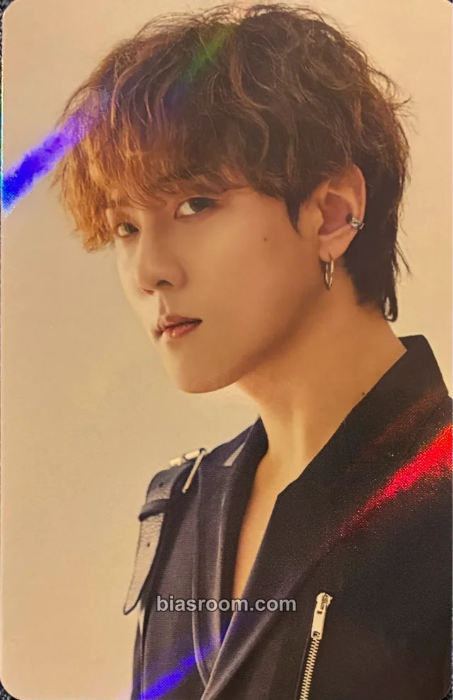 iKON - DK - iKON WORLD TOUR TAKEOFF (2023) Event holographic (hologram) trading card random pack special card