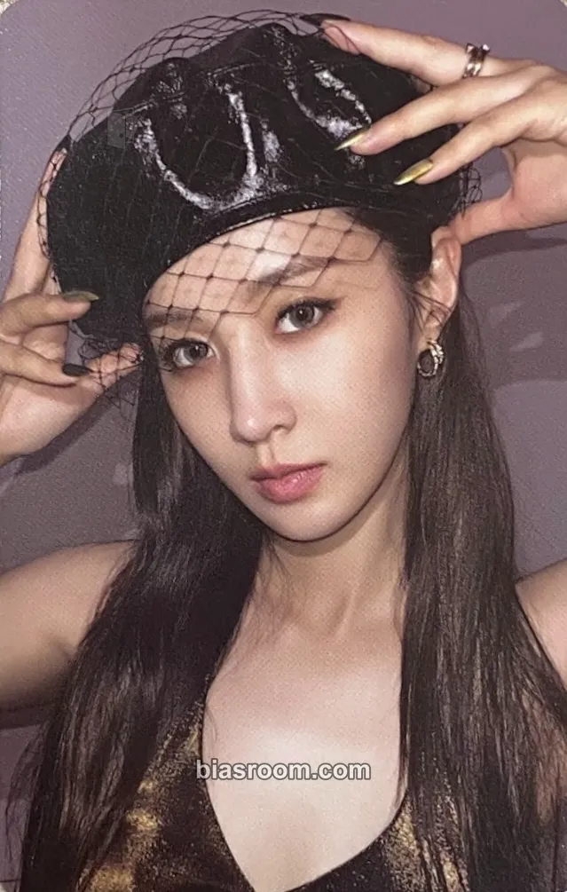 Yuri Special Event: Long Lasting Love Photocard - Girls' Generation - Girls' Generation K-pop photocard