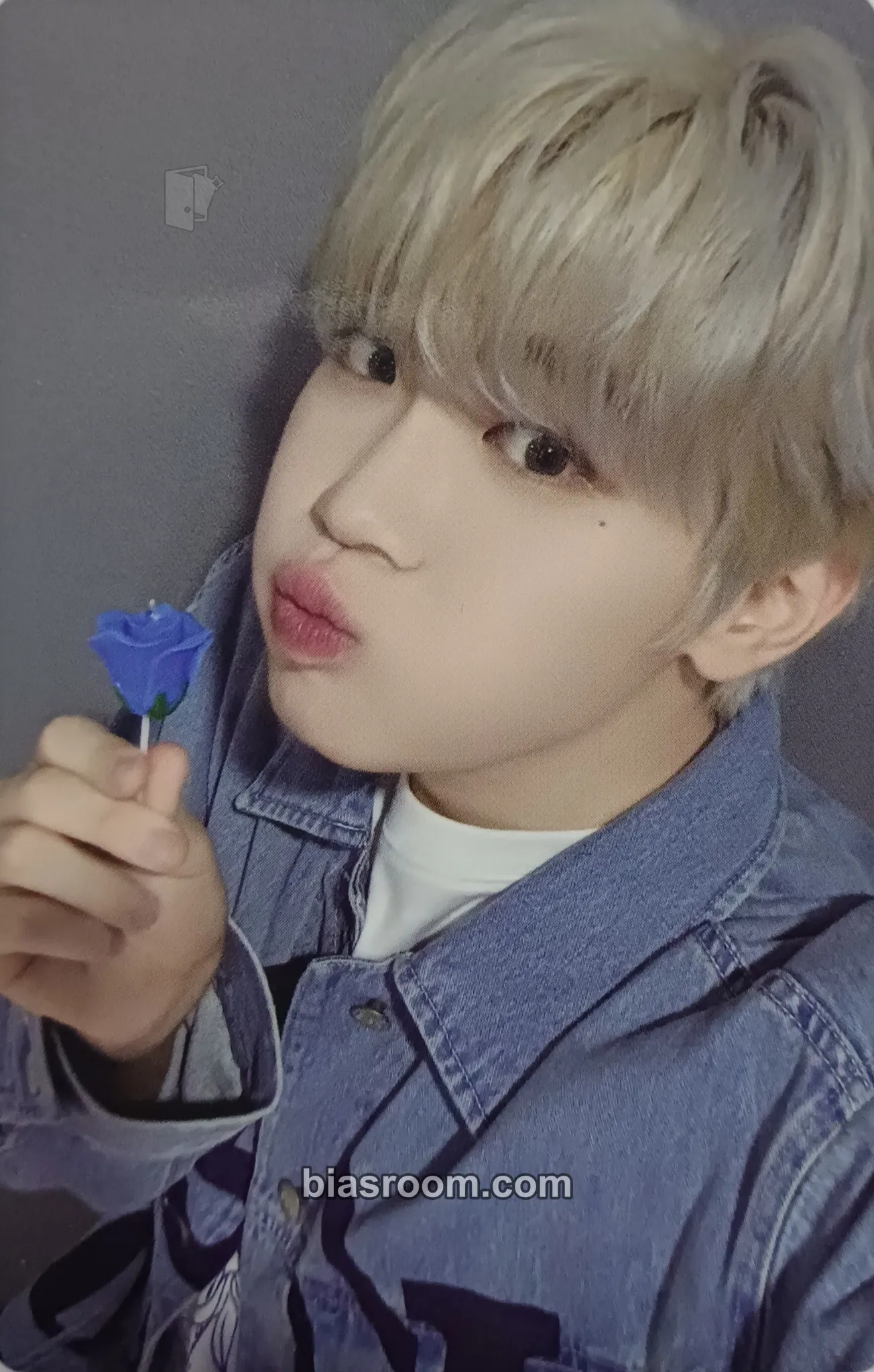 Taerae 2nd Anniversary Pop-up 'Our BLUE Bakery' Photocard - ZEROBASEONE - ZEROBASEONE K-pop photocard