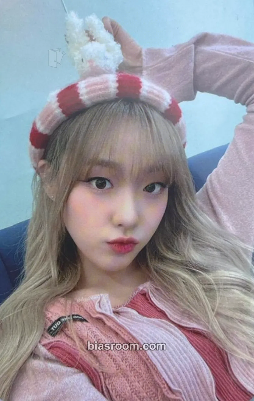 Chloe My Little Aurora Photocard - cignature - cignature K-pop photocard