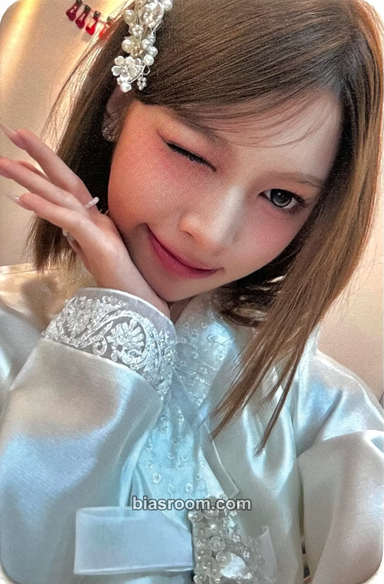 May lip bomb Photocard - RESCENE - RESCENE K-pop photocard