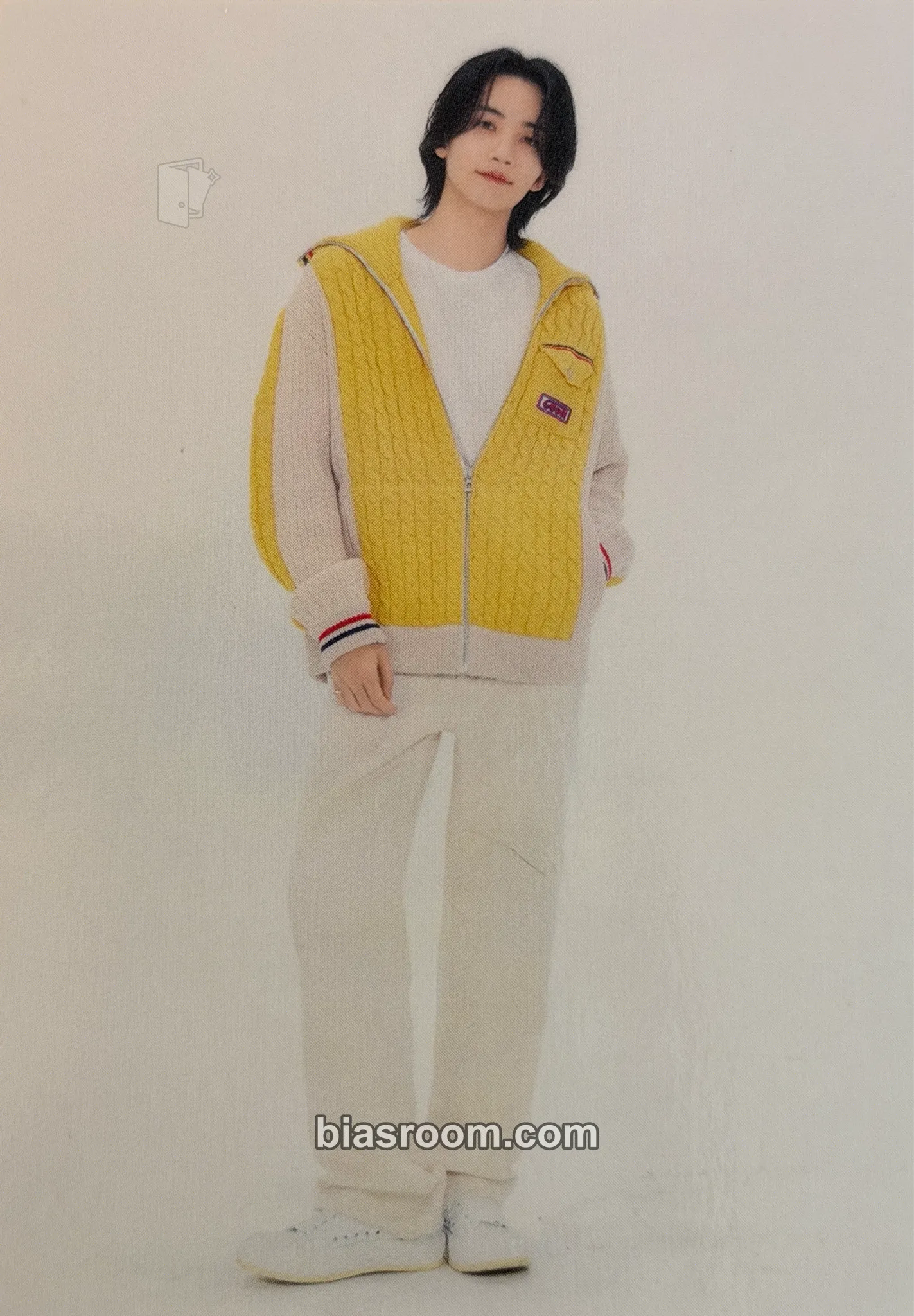 Jeonghan 2023 Seventeen's Home Merchandise Photocard - SEVENTEEN - SEVENTEEN K-pop photocard