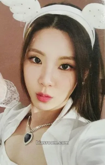 Seline Dear Diary Moment Photocard - cignature - cignature K-pop photocard