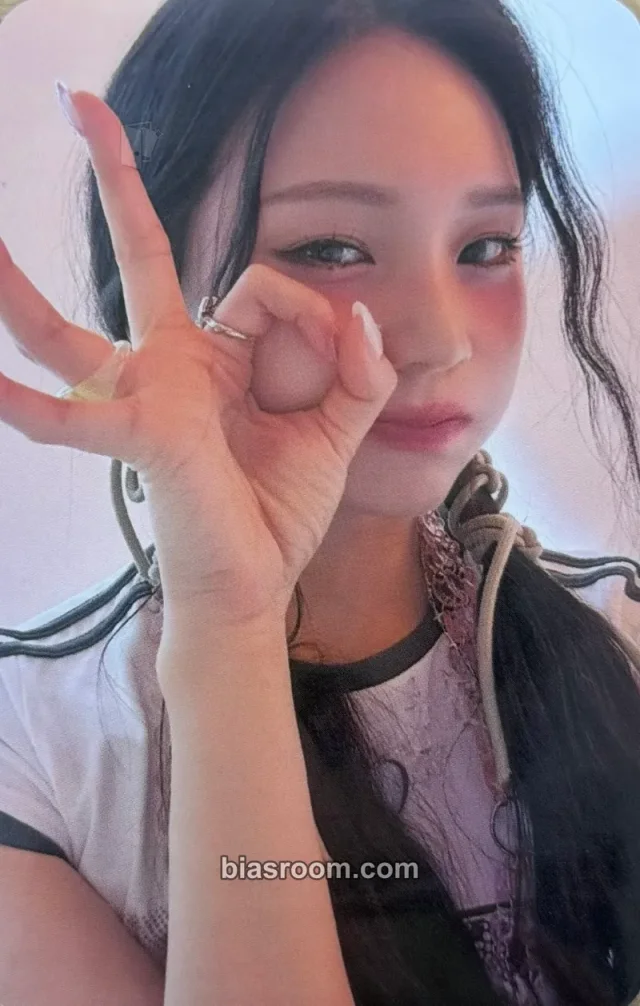 VIVIZ - Umji - VOYAGE Album broadcast week 1