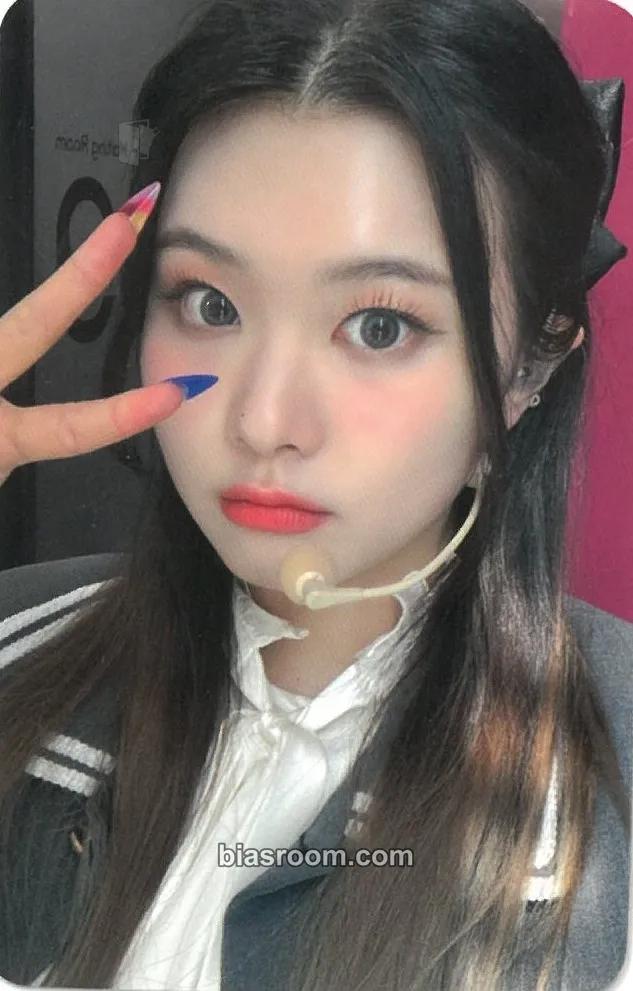 Swan Geekyland Photocard - PURPLE KISS - PURPLE KISS K-pop photocard