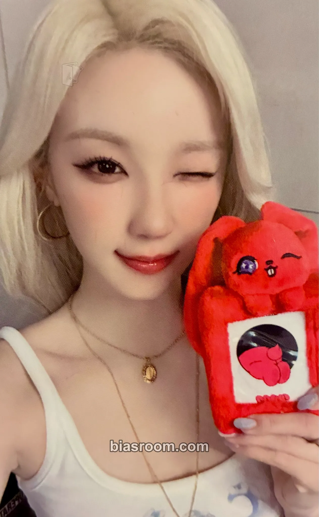 Yuqi Motivation Photocard - i-dle - i-dle K-pop photocard