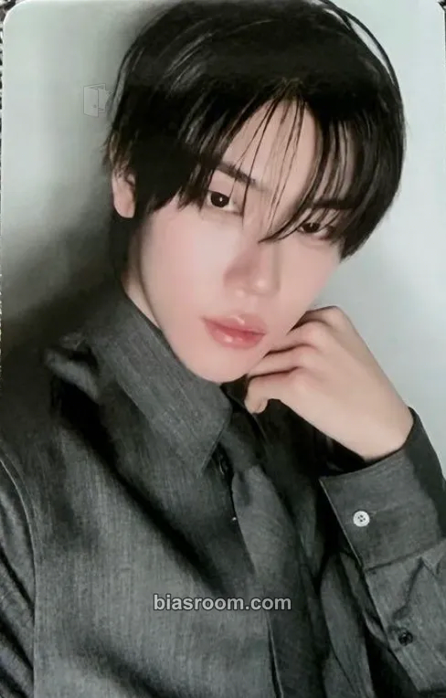 Jang Yeojun blackout Photocard - CLOSE YOUR EYES - CLOSE YOUR EYES K-pop photocard