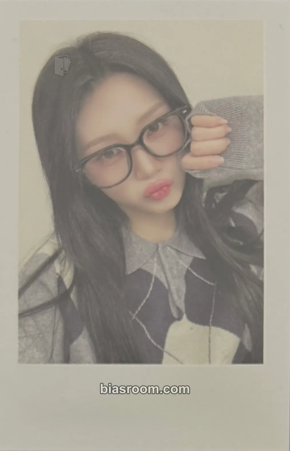 Yubin Beyond Beauty Photocard - tripleS - tripleS K-pop photocard