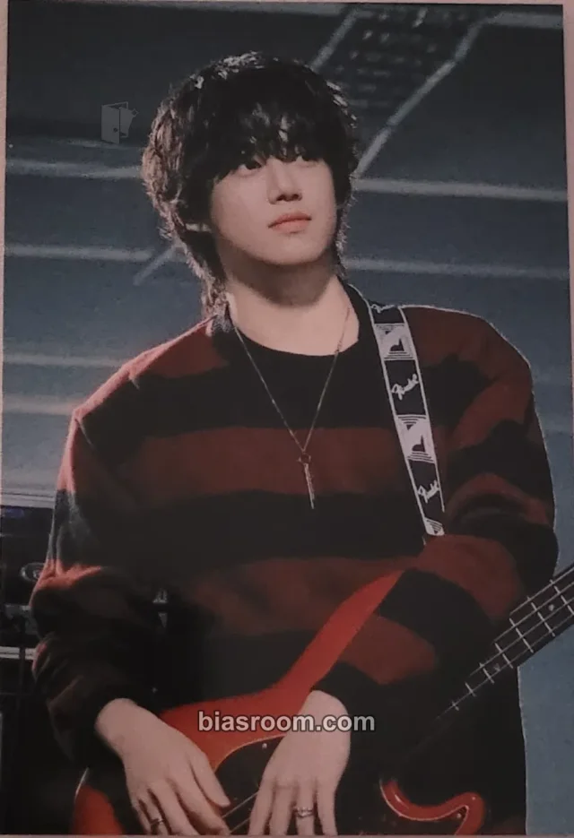 ChRocktikal - Lee Junyoung - We break, you awake. Album album inclusion postcard qr version awake version