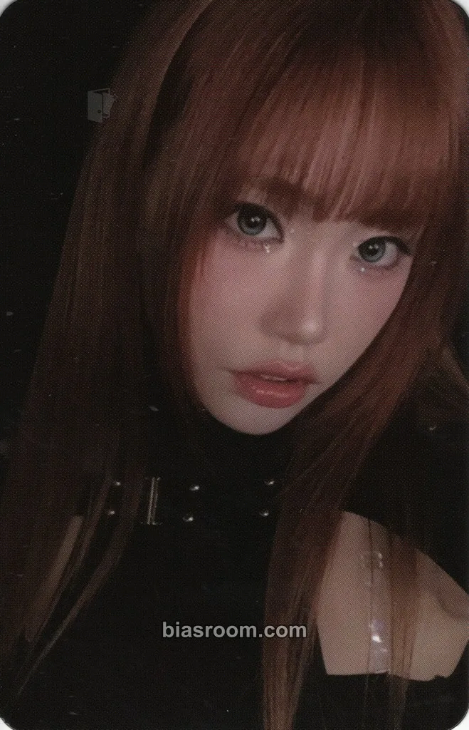 Chaei Heart Byte : LEGACY Photocard - HEART OF WOMAN - HEART OF WOMAN K-pop photocard
