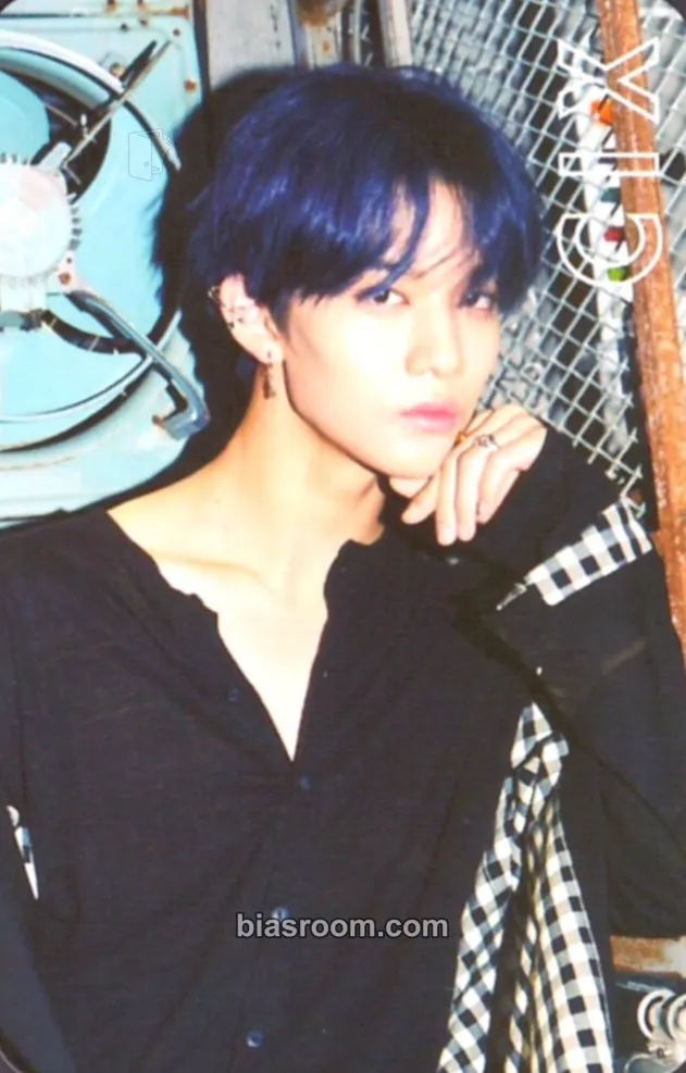 Jinyoung Tenstar Magazine Photocard - CIX - CIX K-pop photocard