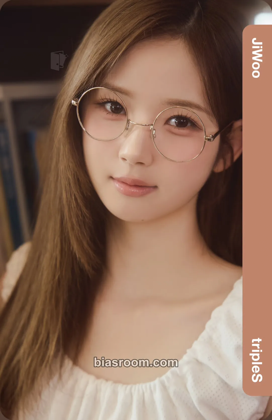 Jiwoo Cream02 Physical Objekts Photocard - tripleS - tripleS K-pop photocard