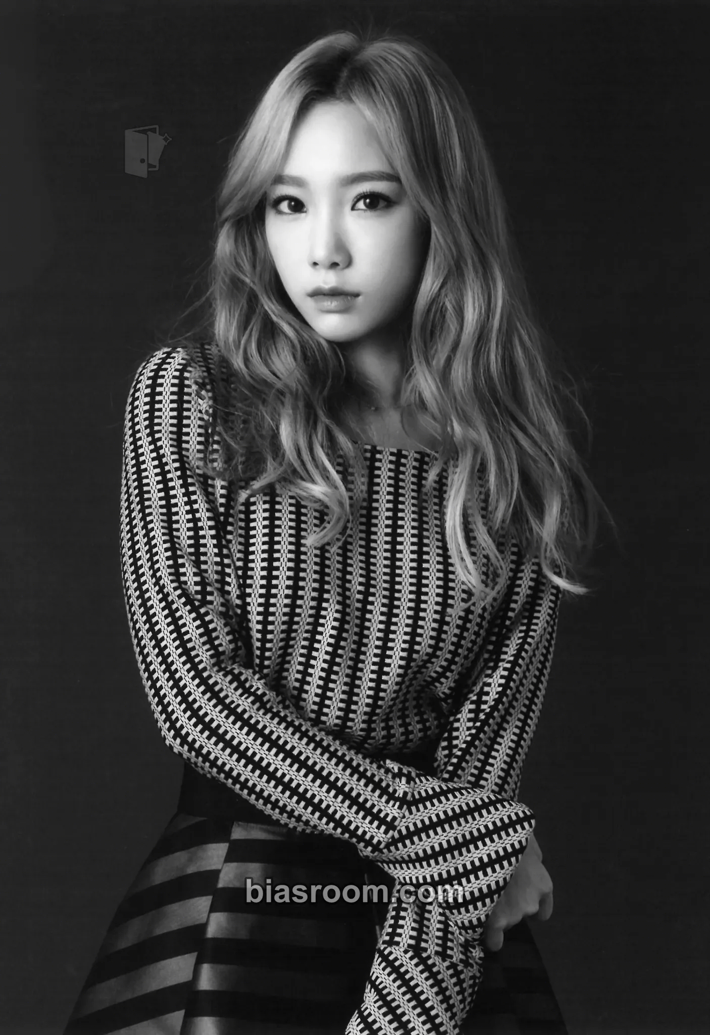 Taeyeon Girls' Generation Phantasia 4th Tour Photocard - Girls' Generation - Girls' Generation K-pop photocard