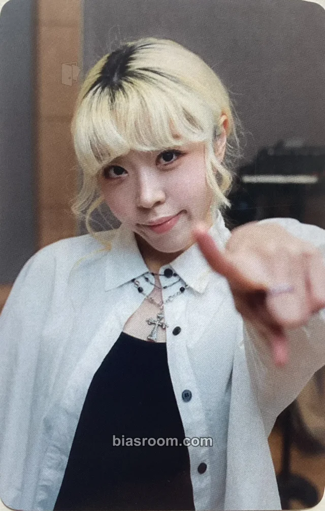 Rolling Quartz - Jayoung - My Turn Europe Tour 2026 Event tour merch offline photocard set