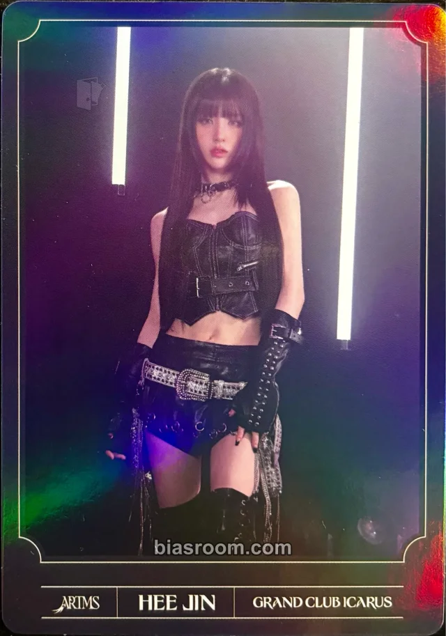 ARTMS - HeeJin - ARTMS 3rd World Tour: Grand Club Icarus Event tour merch holographic (hologram) trading card XL photocard merch photocard