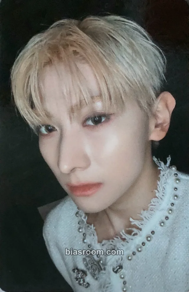 BLITZERS - Sya - 23:24 (SYA Solo) Album album photocard