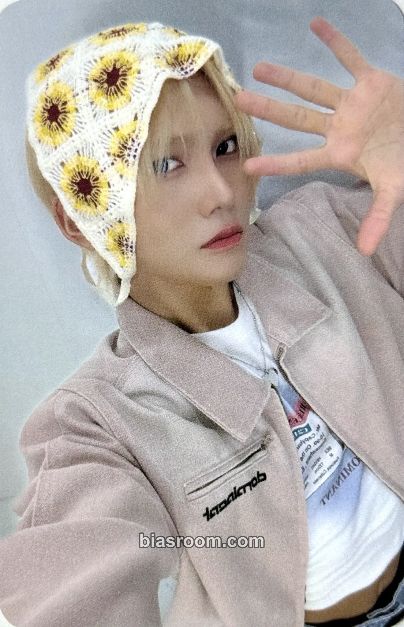 Hyun I ONE Photocard - XLOV - XLOV K-pop photocard