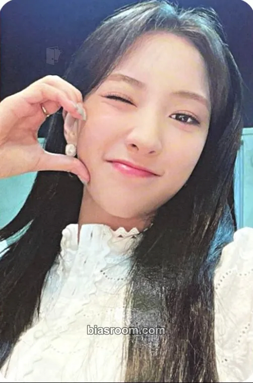 Eunseo 2022 Concert <WONDERLAND> Photocard - WJSN - WJSN K-pop photocard