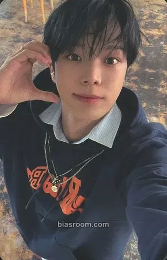 Dongheon Liminality - EP.Love Photocard - VERIVERY - VERIVERY K-pop photocard