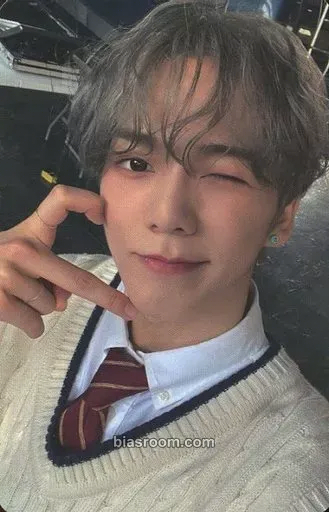 Minchan Liminality - EP.Love Photocard - VERIVERY - VERIVERY K-pop photocard