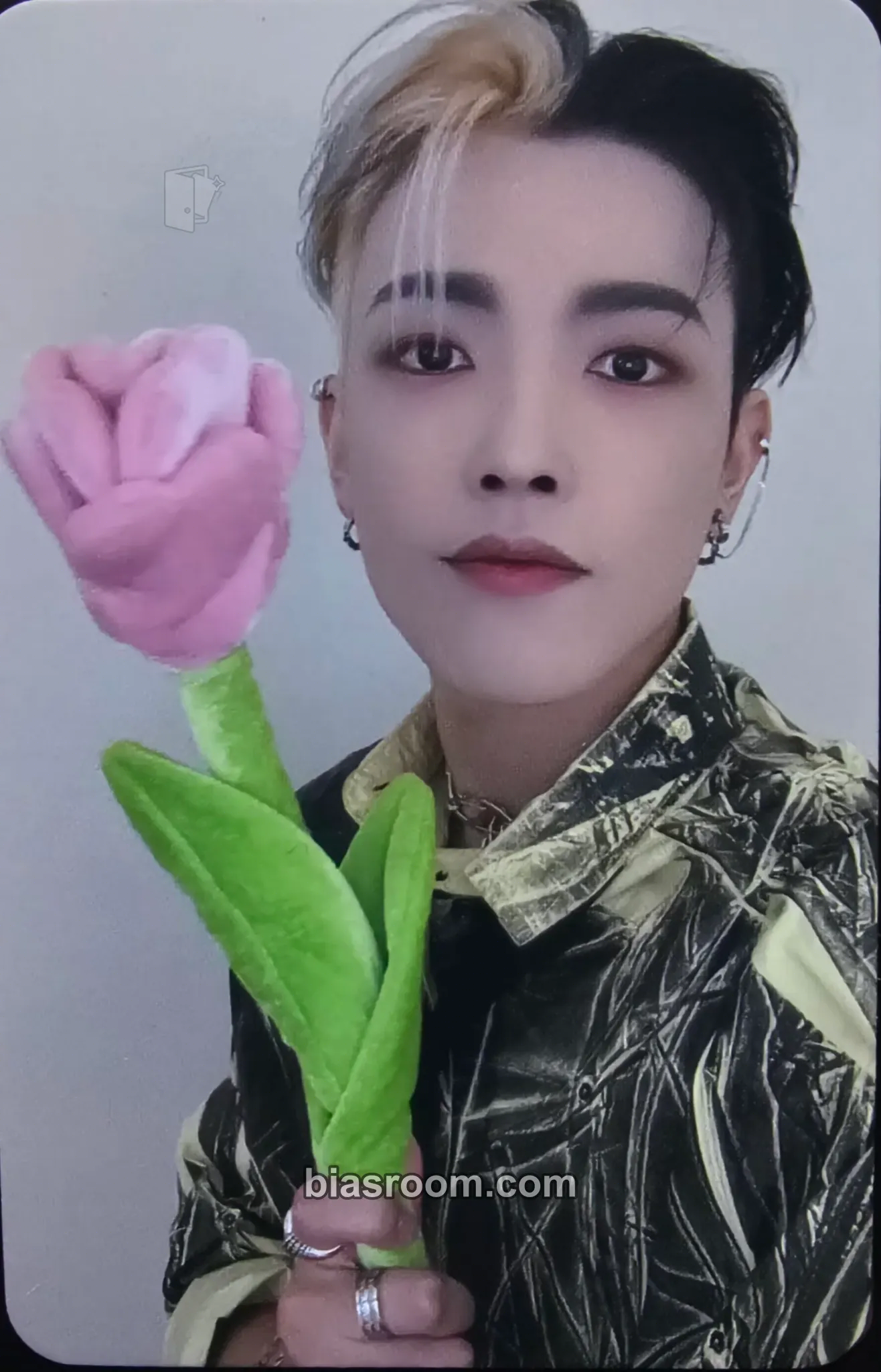 Hongjoong THE WORLD EP.1 : MOVEMENT Photocard - ATEEZ - ATEEZ K-pop photocard