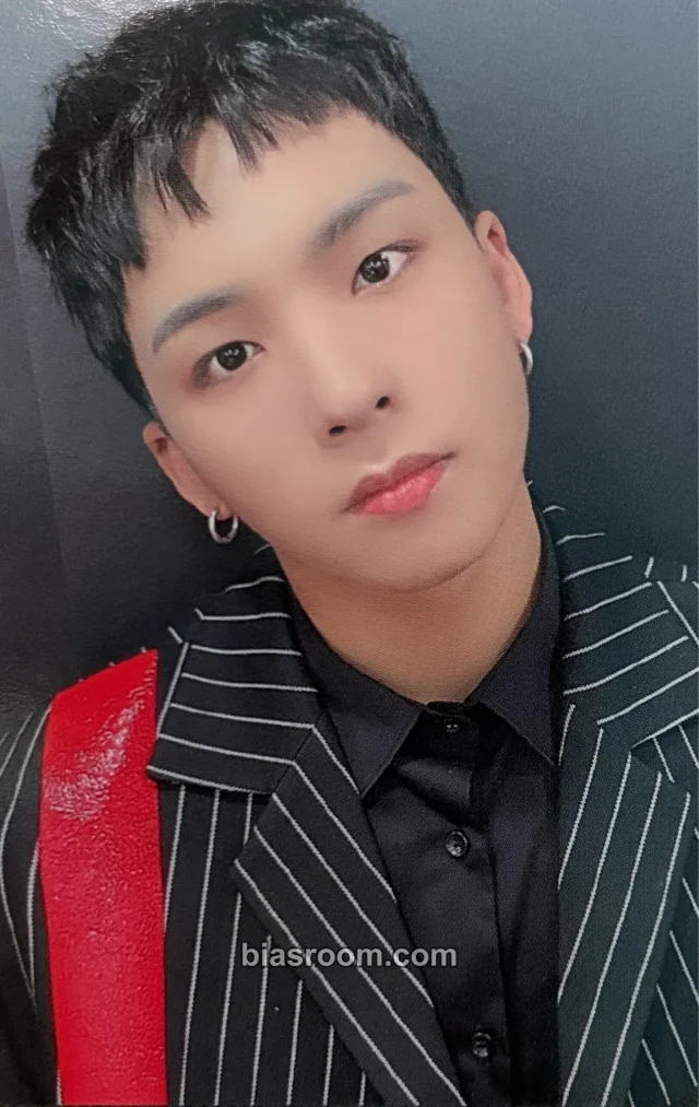 D-CRUNCH - Hyunho - Daydream Album pob (pre-order benefit) makestar