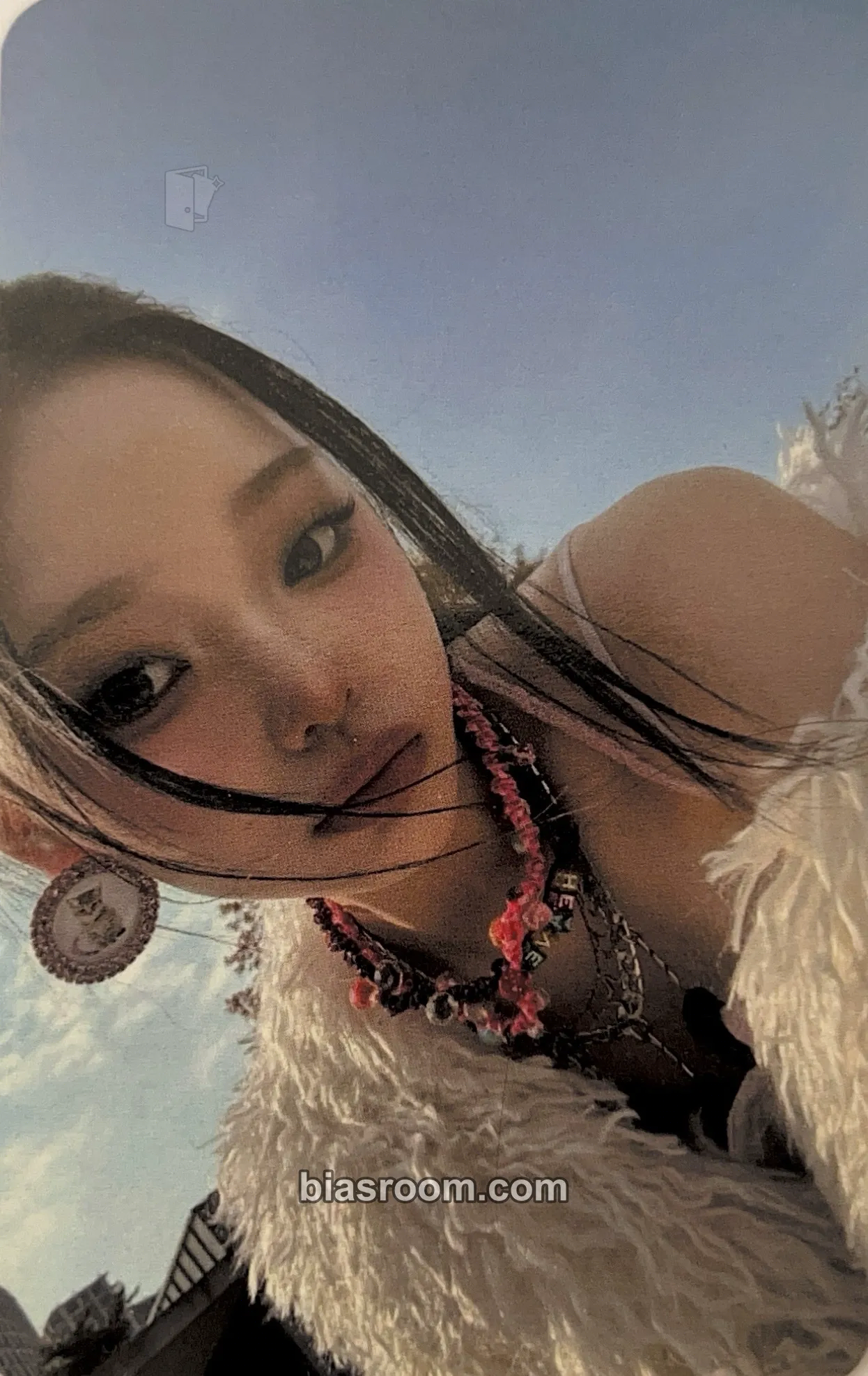 Boeun "A new chapter of the party - messier, classier Goods package" Photocard - CLASSy - CLASSy K-pop photocard