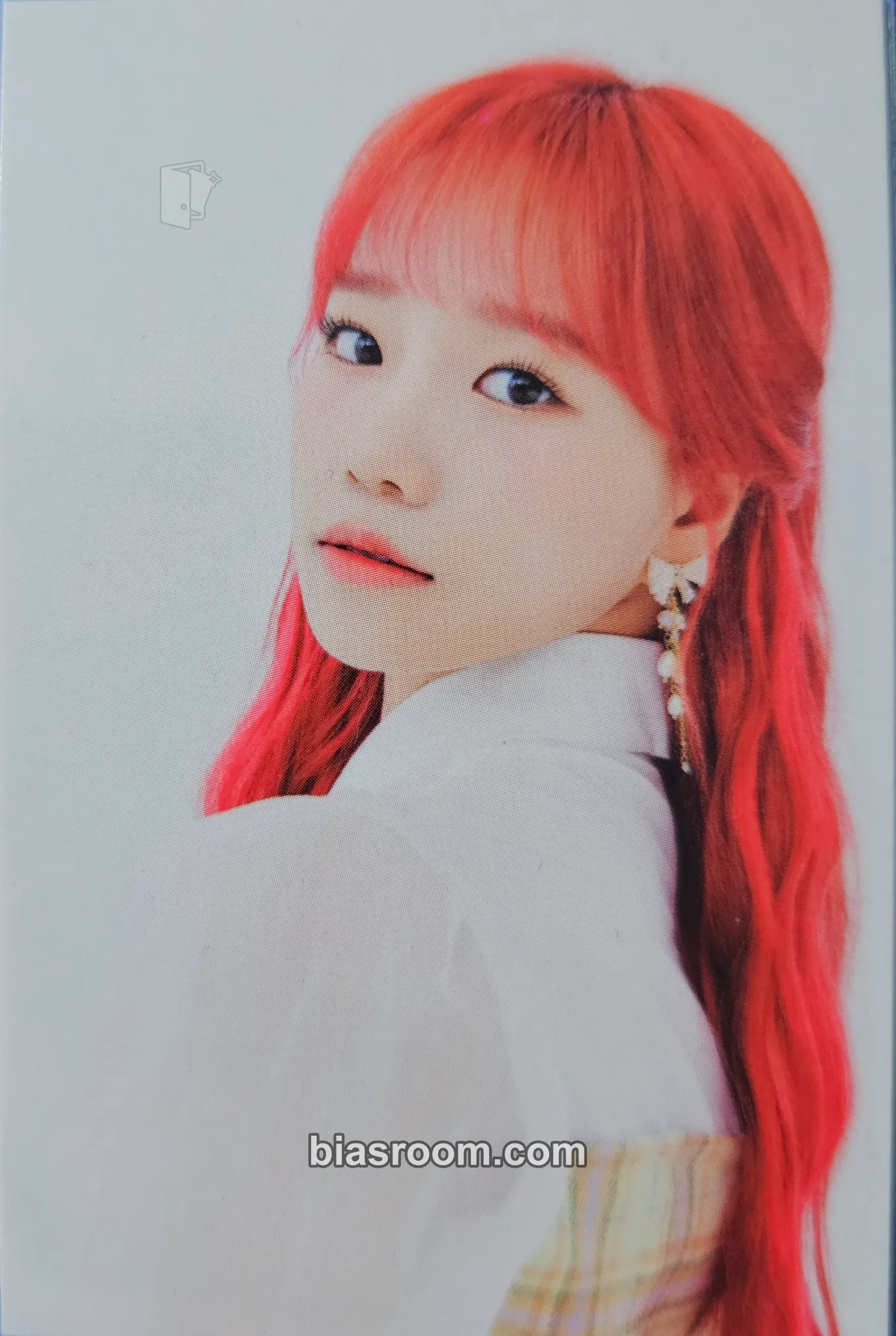Jo Yuri ONEIRIC THEATER Photocard - IZ*ONE - IZ*ONE K-pop photocard