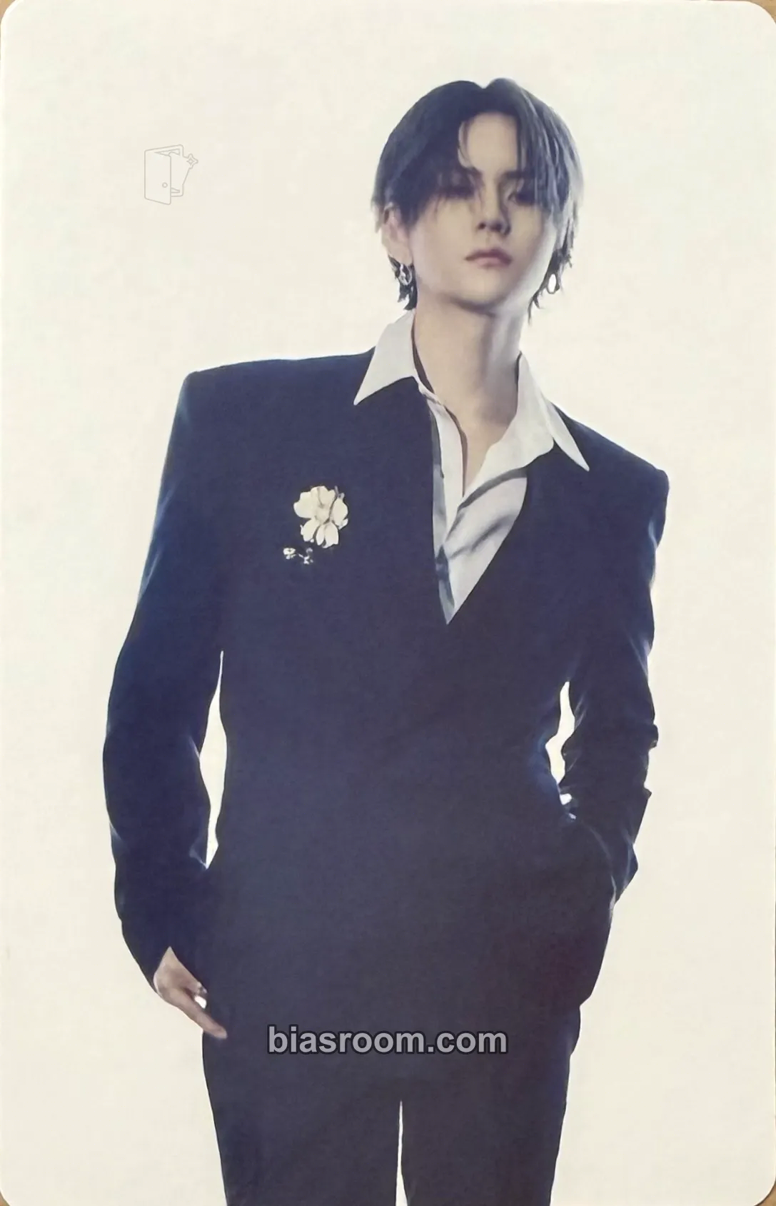 Yoshi REBOOT Photocard - TREASURE - TREASURE K-pop photocard