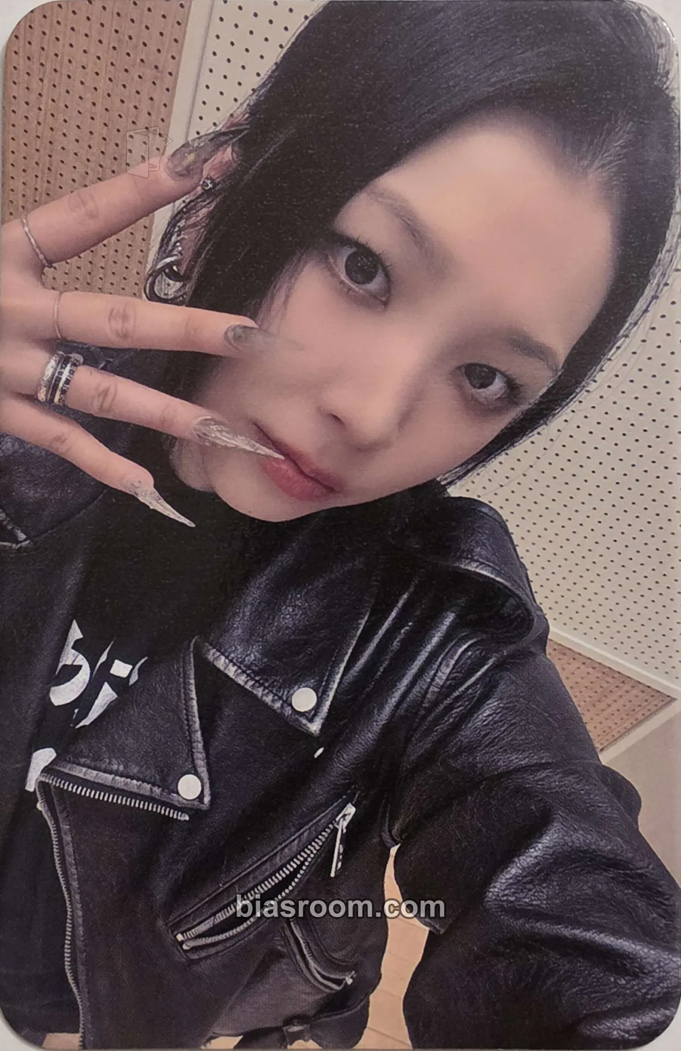 Jiwoo (EX)IST (Jiwoo Solo) Photocard - KARD - KARD K-pop photocard
