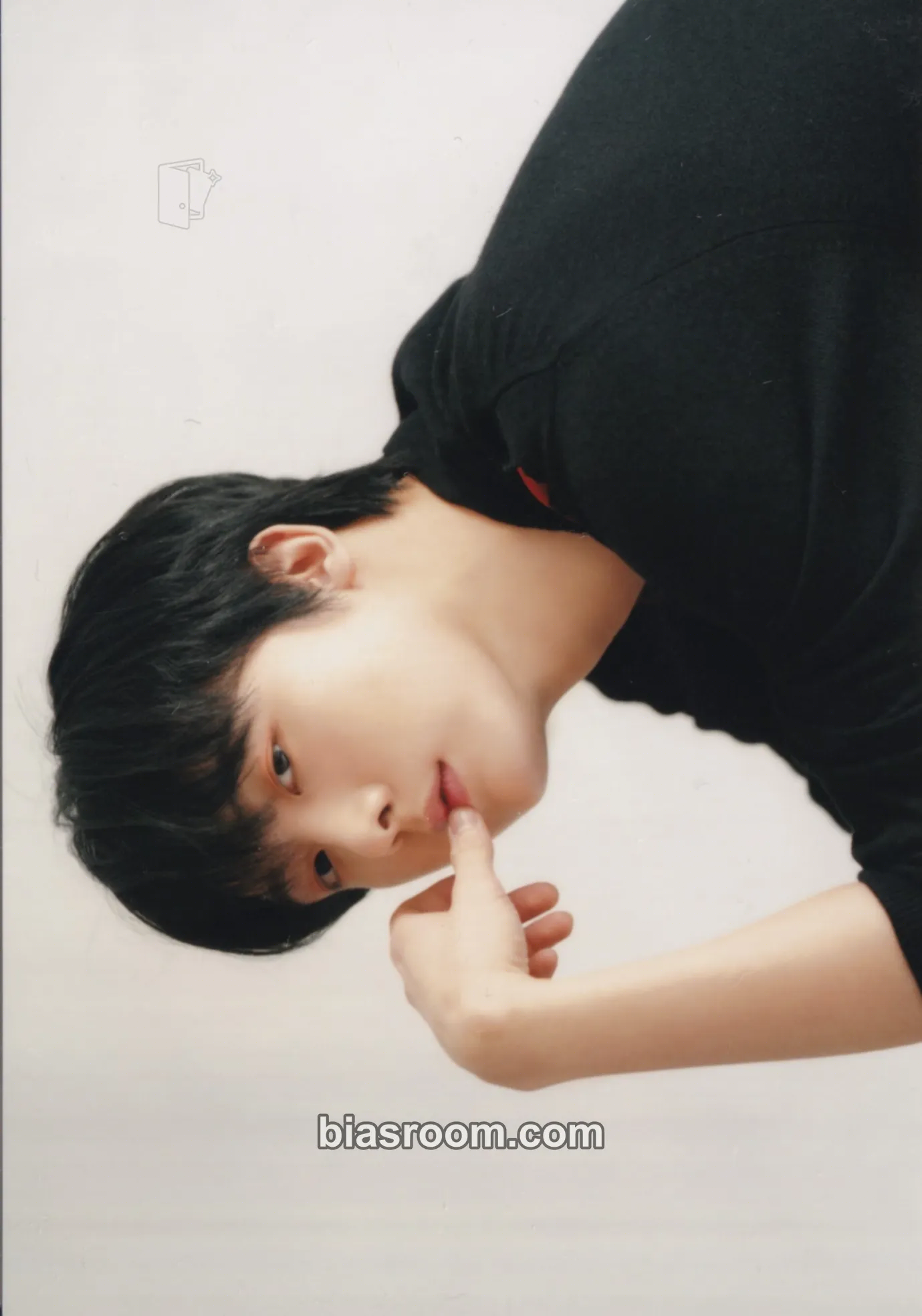 Yoon San-ha ASTRO & ROROHA Lovely Christmas Pop Up 2020 in Japan Photocard - ASTRO - ASTRO K-pop photocard