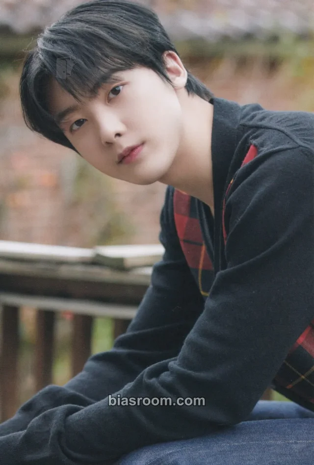 ASTRO - Yoon San-ha - ASTRO & ROROHA Lovely Christmas Pop Up 2020 in Japan Other pop-up store japan postcard