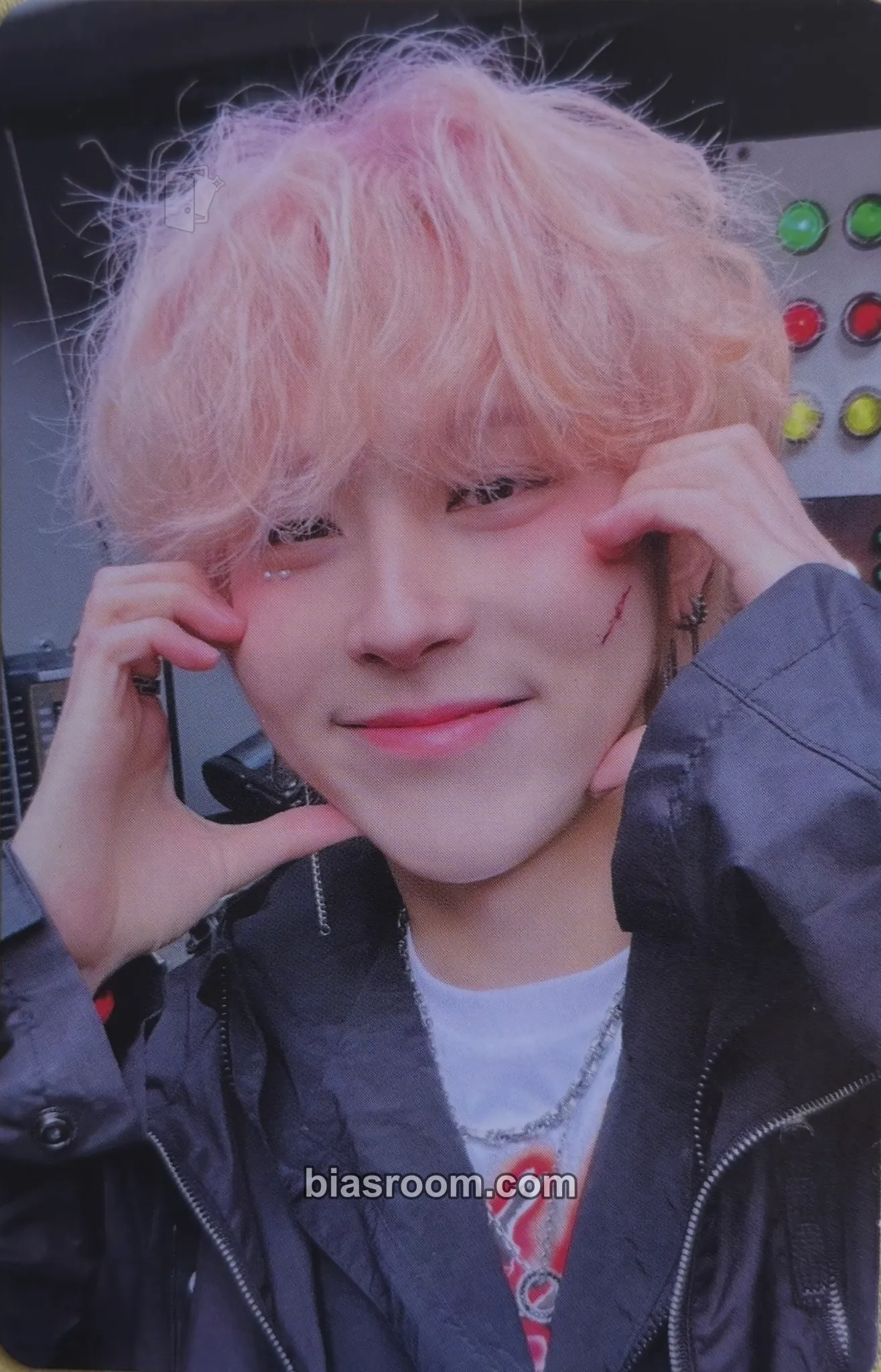 Giuk Psycho Xybernetics: Turn Over Photocard - ONEWE - ONEWE K-pop photocard