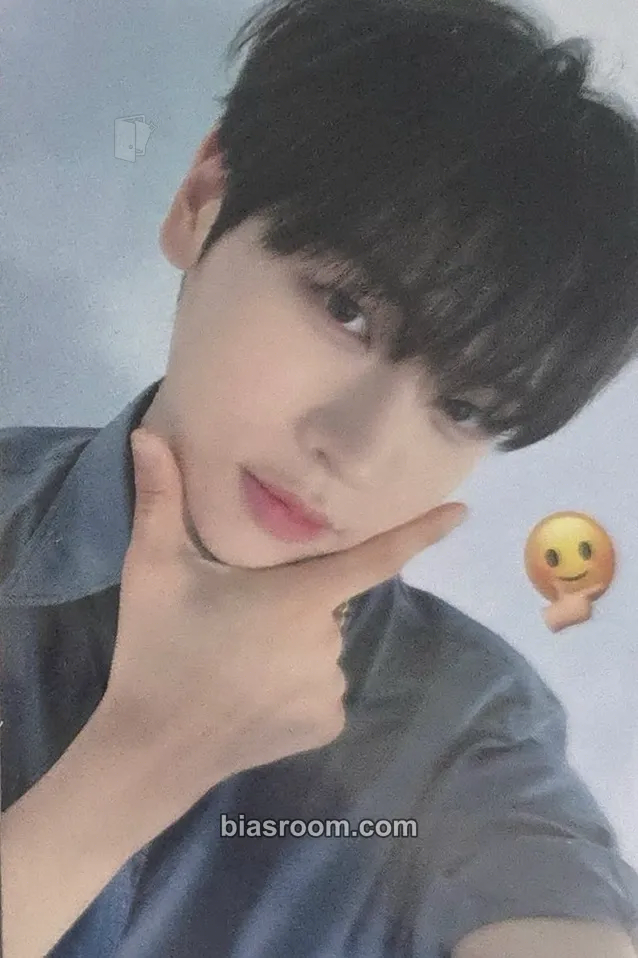 Yoochan FLY! Photocard - IDID - IDID K-pop photocard