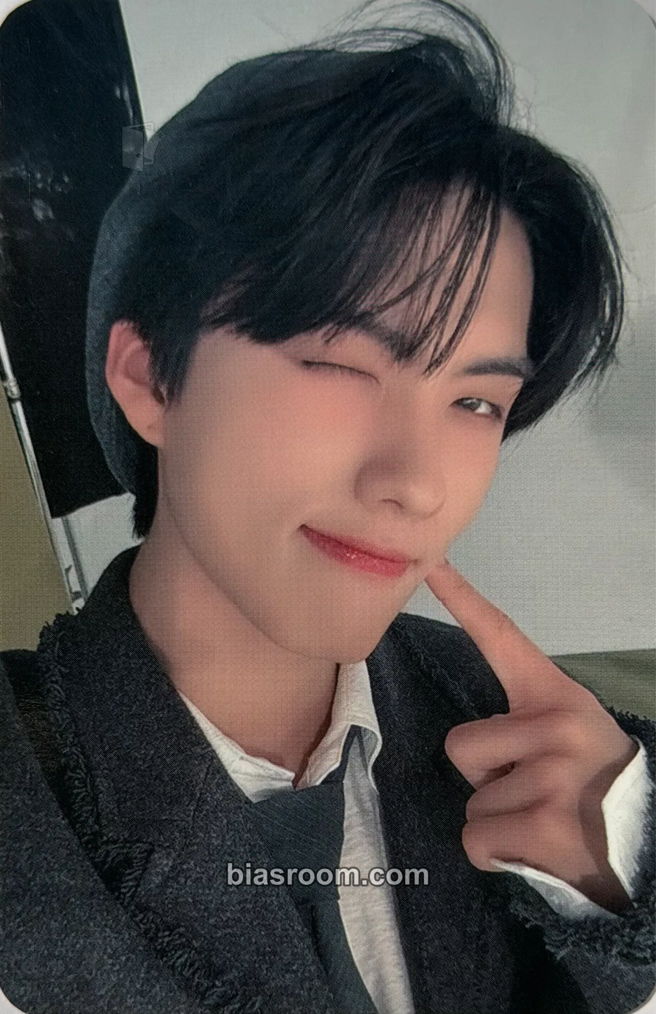 Hankook Season’s Greetings 2025 Photocard - TRENDZ - TRENDZ K-pop photocard