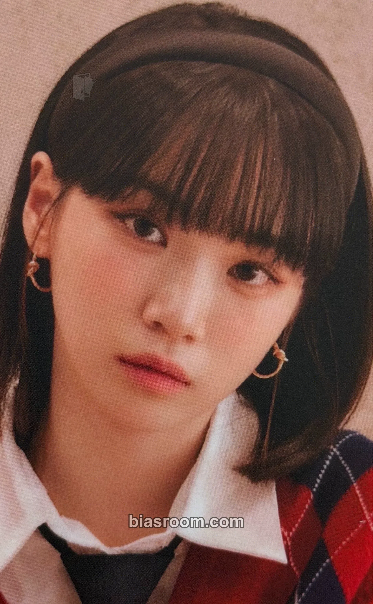 Kim Chaewon Hybe Insight: The Daydream Believers Photocard - LE SSERAFIM - LE SSERAFIM K-pop photocard