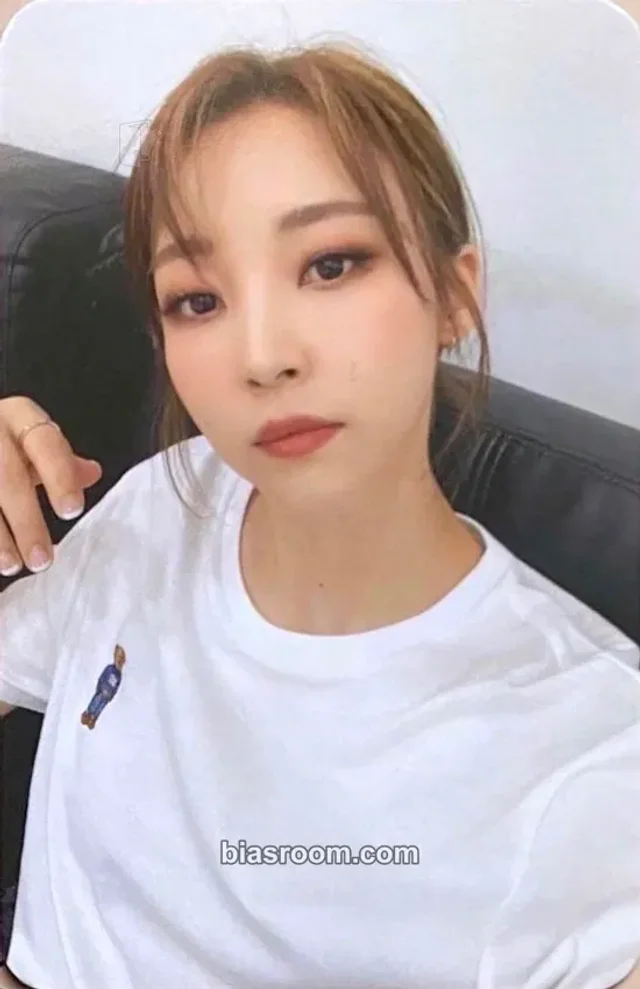 MAMAMOO - Moonbyul - WAW Album pob (pre-order benefit) joeun music