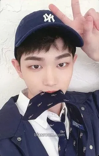 Changuk Hello Goodbye Photocard - DRIPPIN - DRIPPIN K-pop photocard