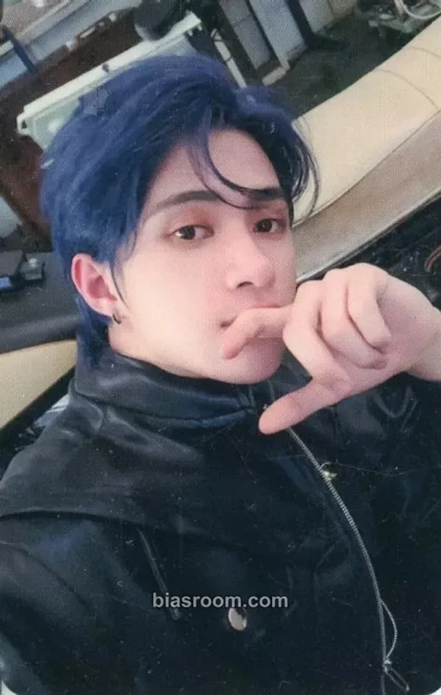 DRIPPIN - Alex - Villain : The End Album makestar video call (fancall) poca album