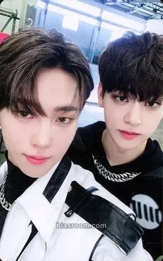 Villain : The End Photocard - DRIPPIN - DRIPPIN K-pop photocard