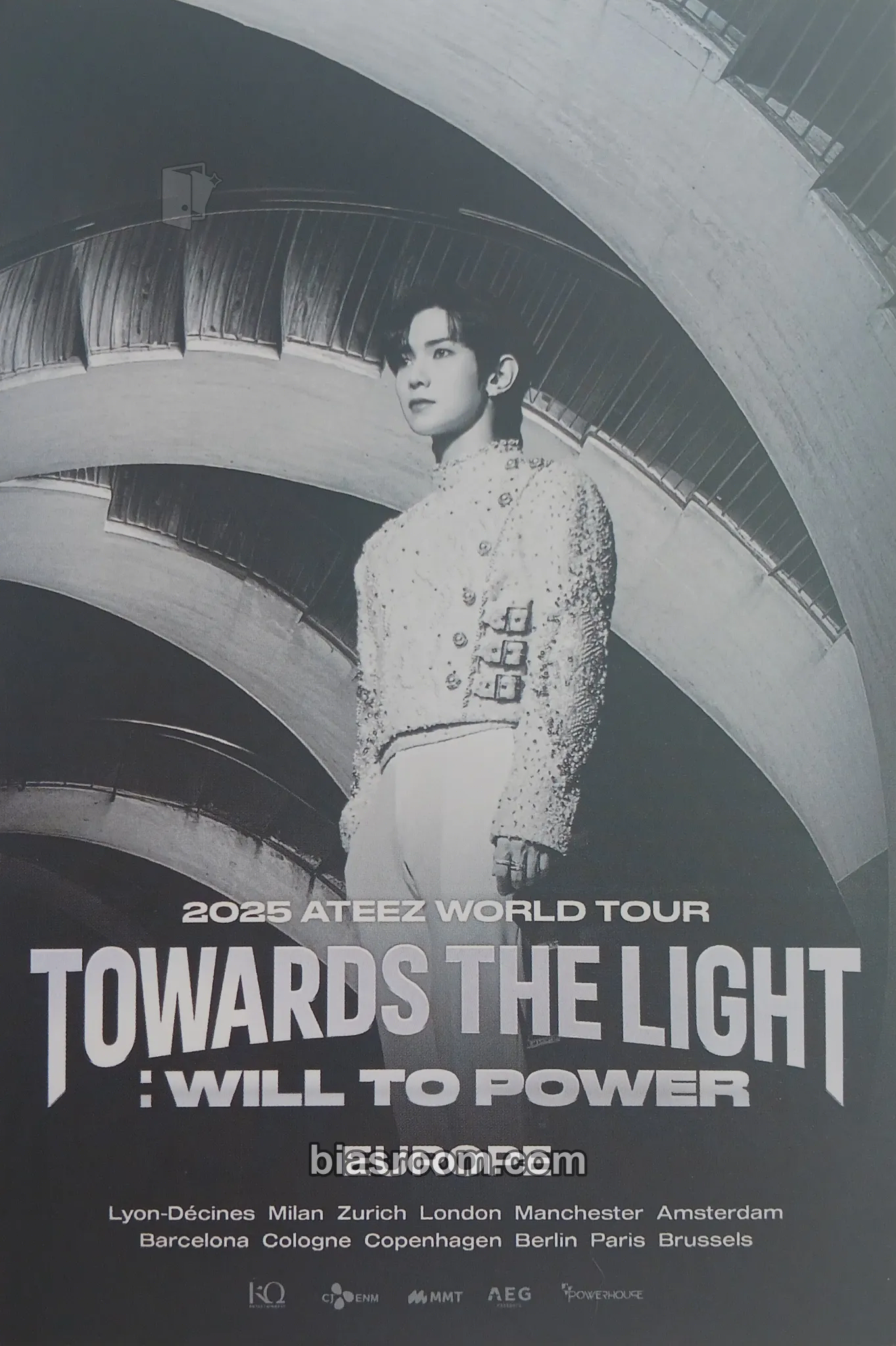 Yeosang Towards The Light : Will To Power World Tour 2024 - 2025 Photocard - ATEEZ - ATEEZ K-pop photocard